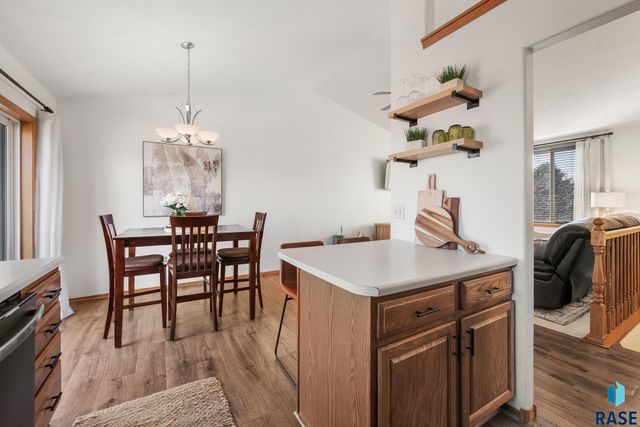 6412 W 67th St Street, Sioux Falls, SD 57106