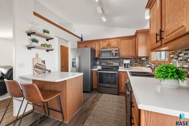 6412 W 67th St Street, Sioux Falls, SD 57106