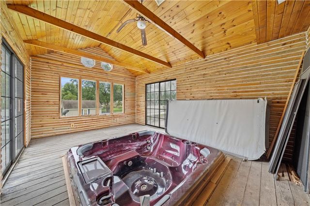 19910 Lamar Avenue, Stilwell, KS 66085