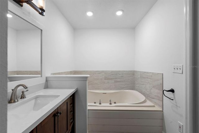 4855 LILLIAN BLACK ROAD, St Cloud, FL 34771