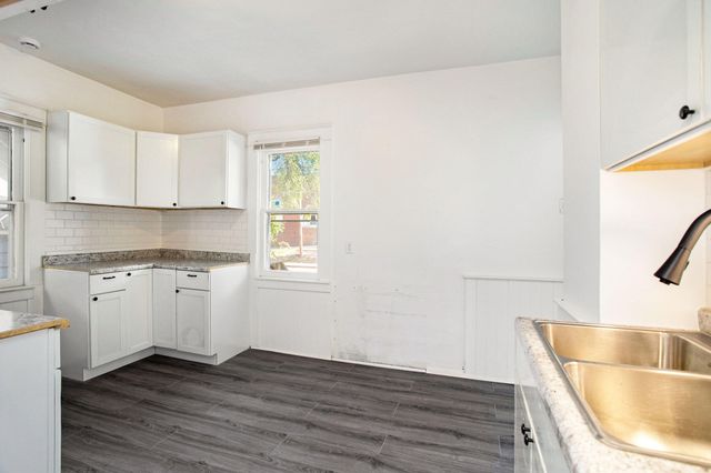 923 Stockbridge Avenue, Kalamazoo City, MI 49001