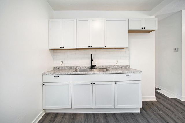 923 Stockbridge Avenue, Kalamazoo City, MI 49001