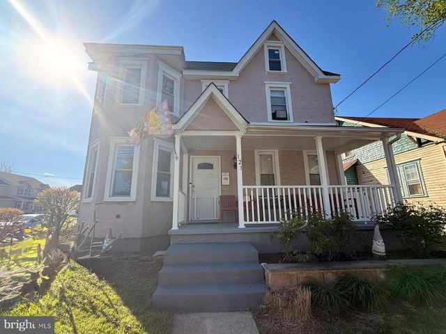 121 W PARK AVE, Hamilton, NJ 08610