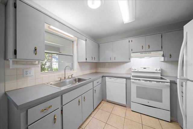 8874 SW 95TH STREET C, Ocala, FL 34481