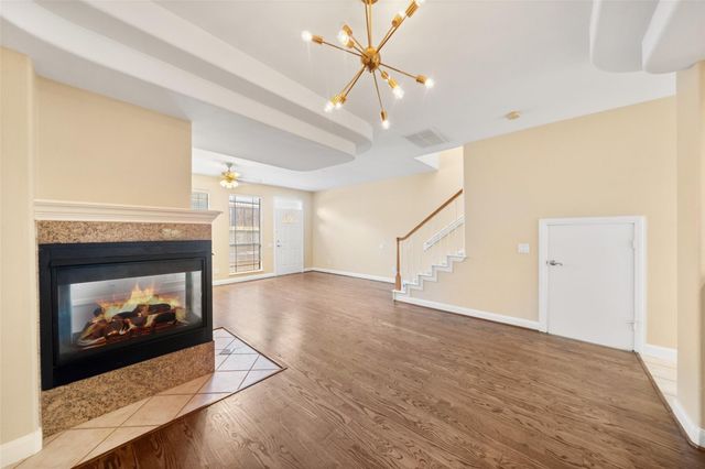 2406 Calumet Street, Houston, TX 77004