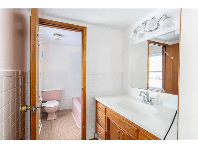 110 N Pearl Street, River Falls, WI 54022