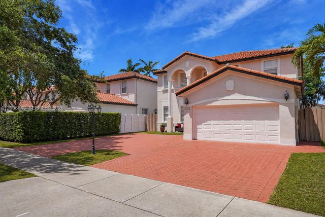 6114 SW 158th Pass, Miami, FL 33193