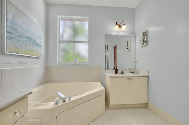 6114 SW 158th Pass, Miami, FL 33193