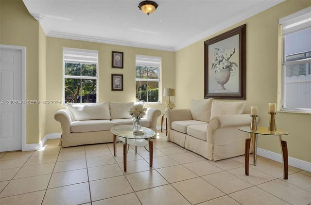 6114 SW 158th Pass, Miami, FL 33193