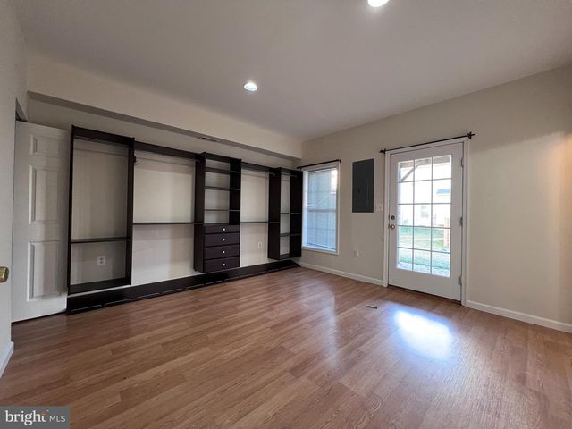 25513 OAK MEDLEY TER, Aldie, VA 20105