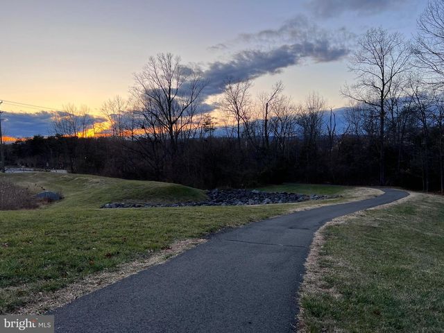 25513 OAK MEDLEY TER, Aldie, VA 20105