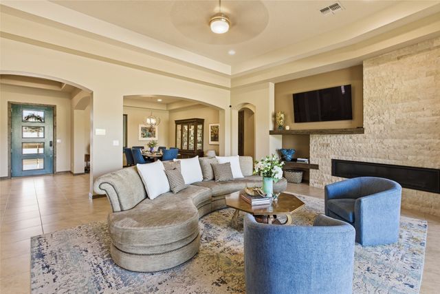 2 Camino Maravilla, Santa Fe, NM 87506