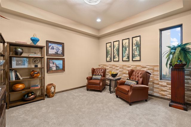 2 Camino Maravilla, Santa Fe, NM 87506