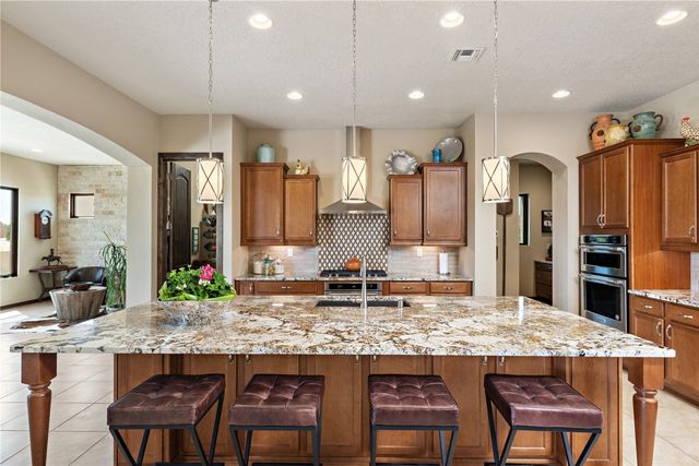 2 Camino Maravilla, Santa Fe, NM 87506