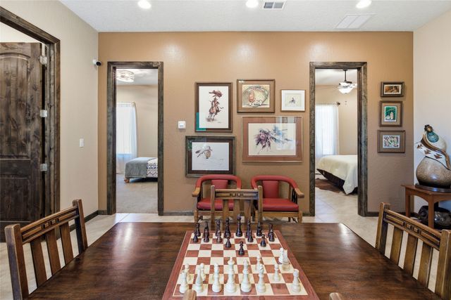 2 Camino Maravilla, Santa Fe, NM 87506