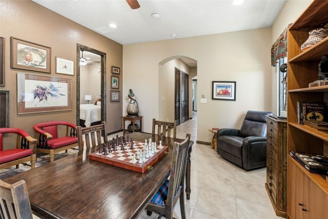 2 Camino Maravilla, Santa Fe, NM 87506