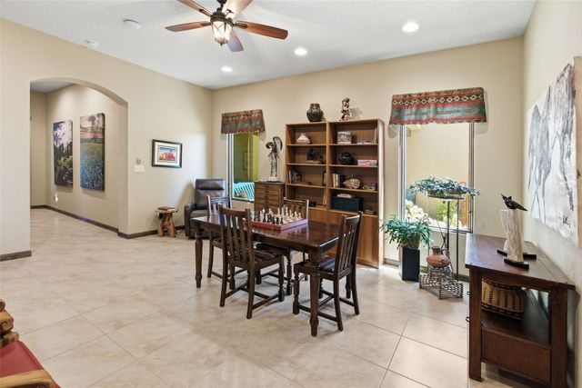 2 Camino Maravilla, Santa Fe, NM 87506