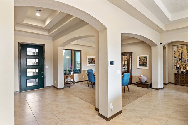 2 Camino Maravilla, Santa Fe, NM 87506