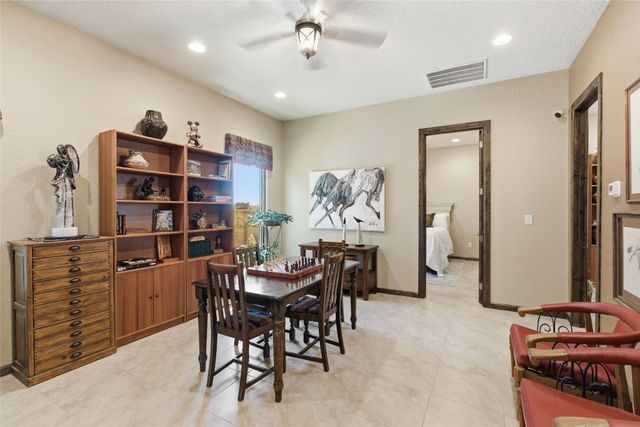 2 Camino Maravilla, Santa Fe, NM 87506