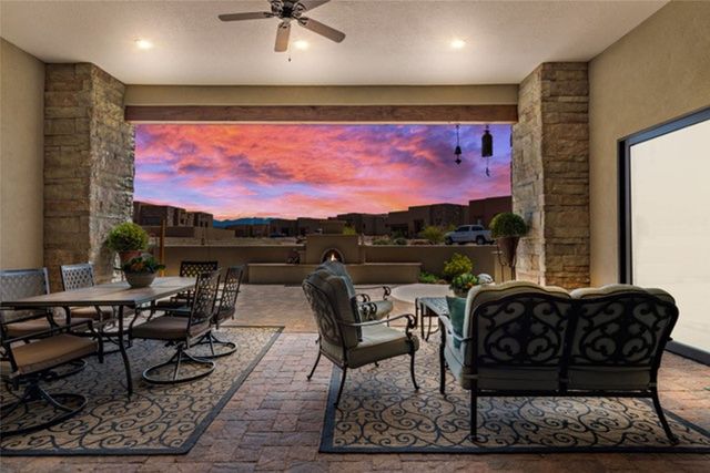 2 Camino Maravilla, Santa Fe, NM 87506