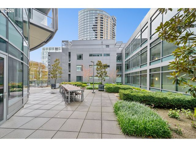 3601 S RIVER Pkwy 2502, Portland, OR 97239