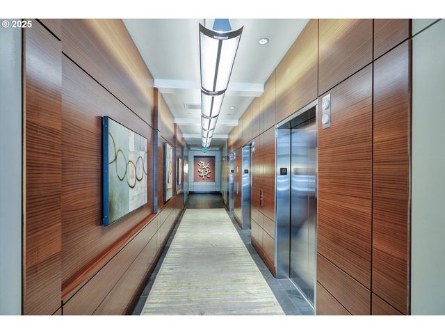 3601 S RIVER Pkwy 2502, Portland, OR 97239