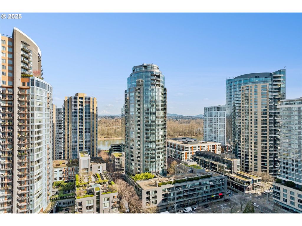 3601 S RIVER Pkwy 2502, Portland, OR 97239