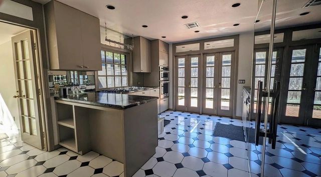 4041 Wickersham Lane, Houston, TX 77027