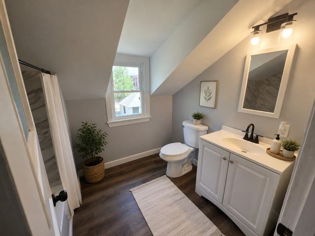 28 CHESTNUT ST, Salem, NJ 08079