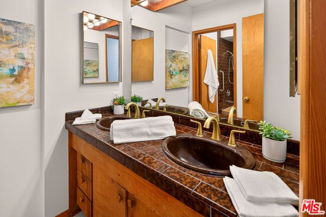 2106 Prosser Avenue, Los Angeles, CA 90025