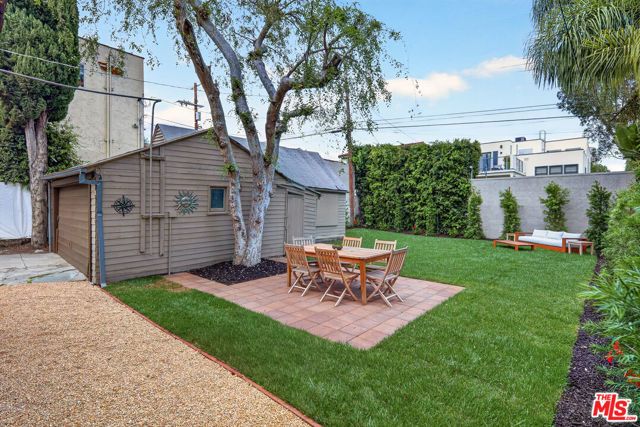 2106 Prosser Avenue, Los Angeles, CA 90025