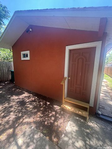 2926 Tampico, San Antonio, TX 78207