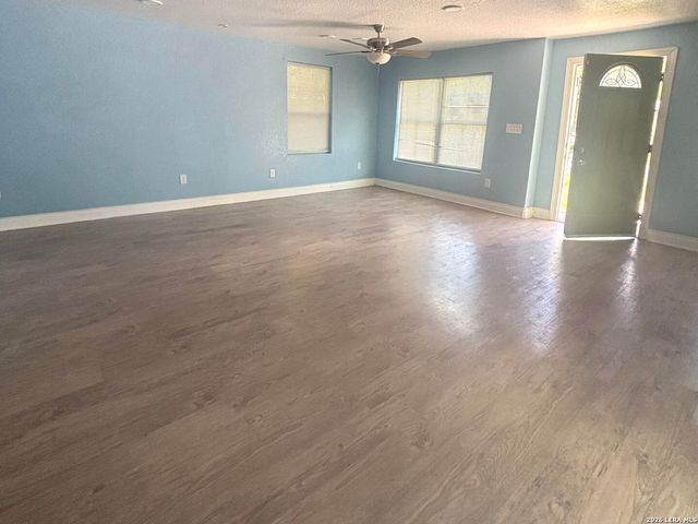2926 Tampico, San Antonio, TX 78207