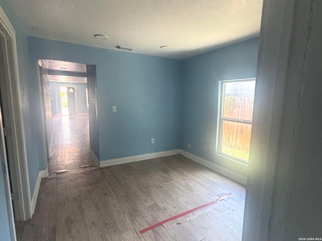 2926 Tampico, San Antonio, TX 78207