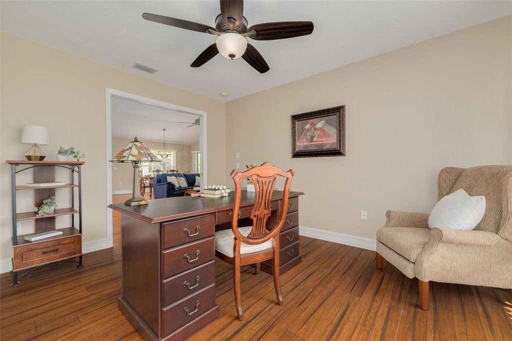 Image 12 of property listing at 1701 WESTERHAM LOOP, Trinity, FL 34655