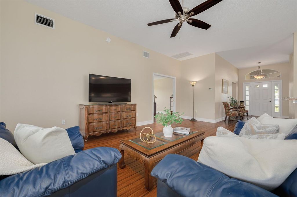 Image 25 of property listing at 1701 WESTERHAM LOOP, Trinity, FL 34655
