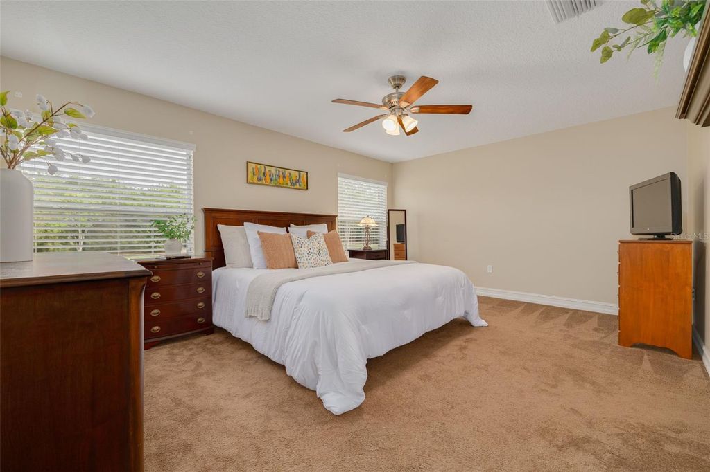 Image 6 of property listing at 1701 WESTERHAM LOOP, Trinity, FL 34655