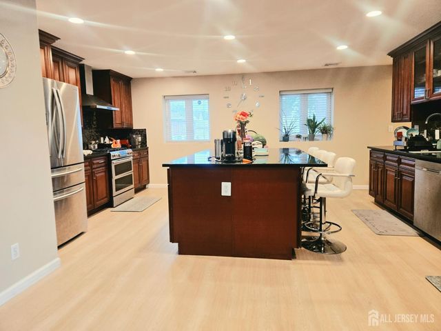 35 Clark Avenue, Edison, NJ 08817