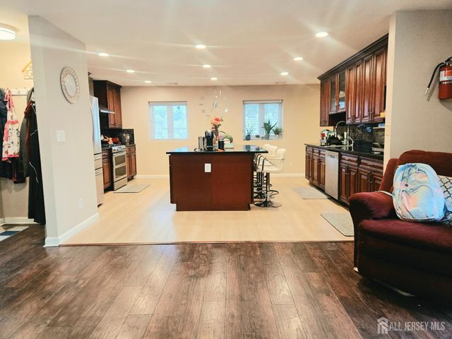 35 Clark Avenue, Edison, NJ 08817