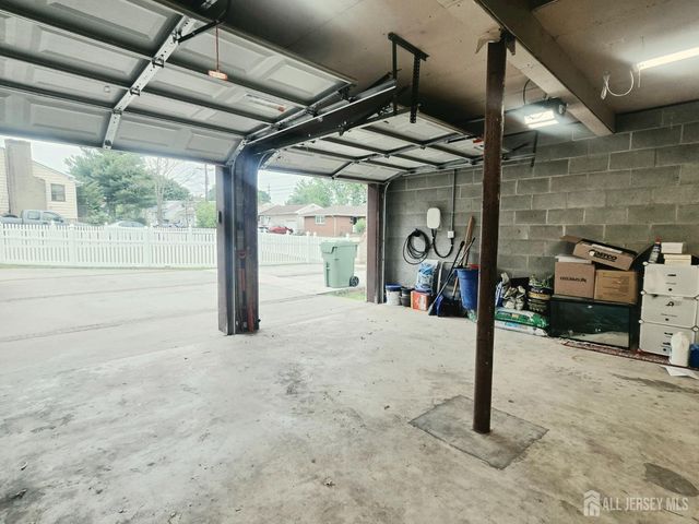 35 Clark Avenue, Edison, NJ 08817