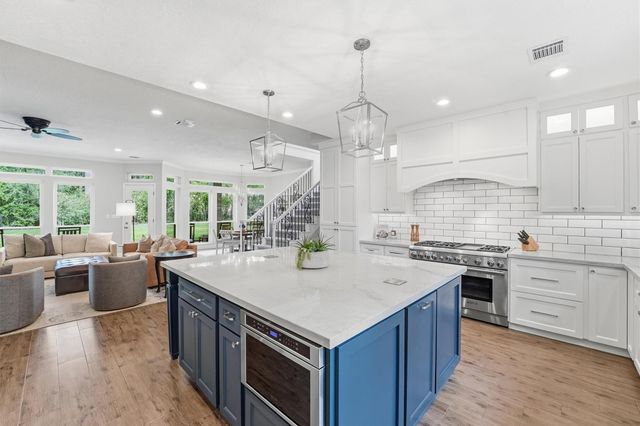 1522 Scenic Shore Drive, Houston, TX 77345