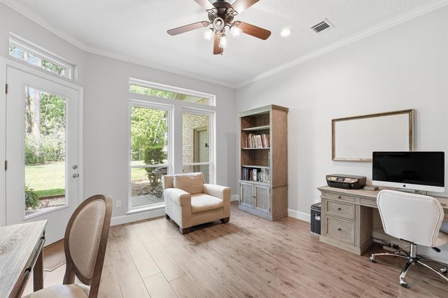 1522 Scenic Shore Drive, Houston, TX 77345