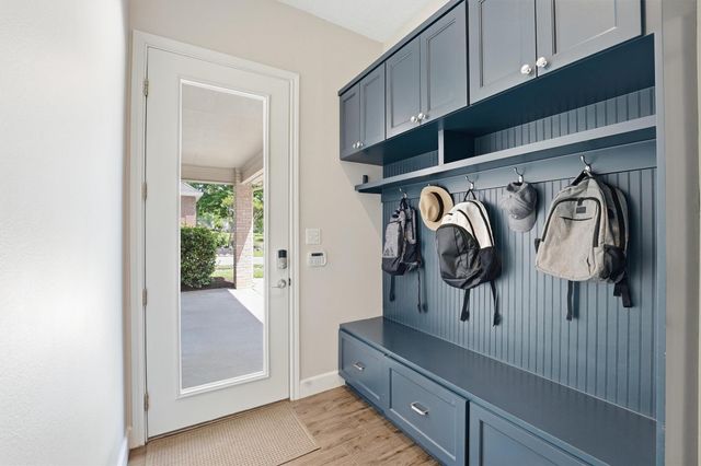 1522 Scenic Shore Drive, Houston, TX 77345