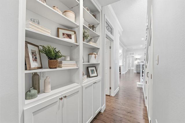 1522 Scenic Shore Drive, Houston, TX 77345