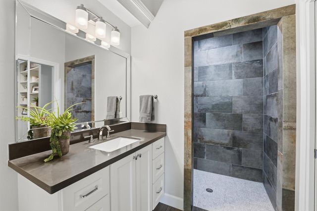 1522 Scenic Shore Drive, Houston, TX 77345