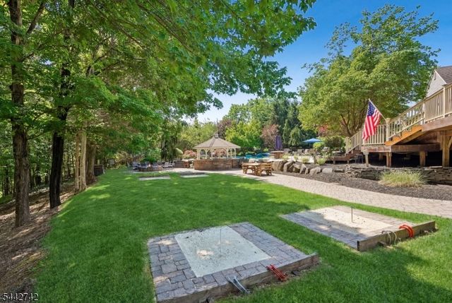 14 Menlo Dr, Readington Twp., NJ 08889