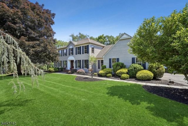 14 Menlo Dr, Readington Twp., NJ 08889