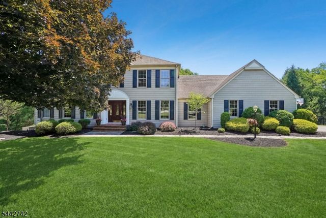 14 Menlo Dr, Readington Twp., NJ 08889