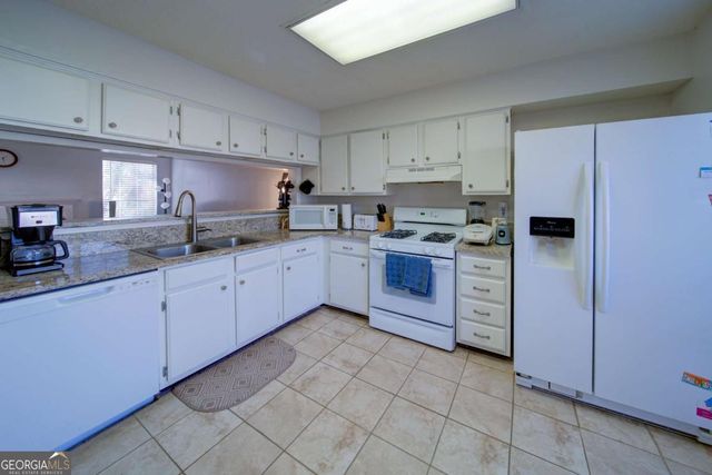 603 Wedgewood Way, Atlanta, GA 30350