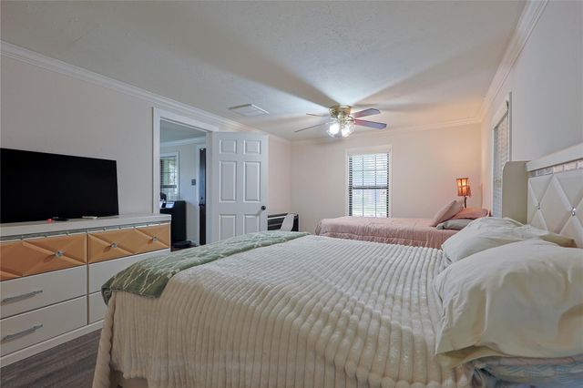 2410 Harris, Baytown, TX 77521